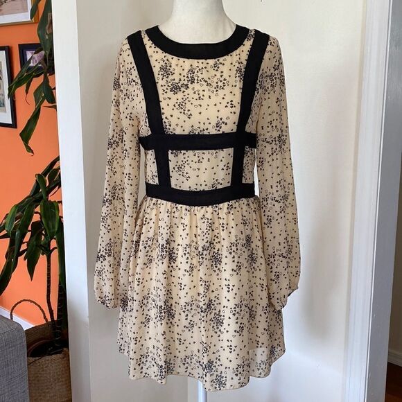 Romantic Cream & Black Heart Print Mini Harness Fit & Flare Dress Size Small - Picture 2 of 12
